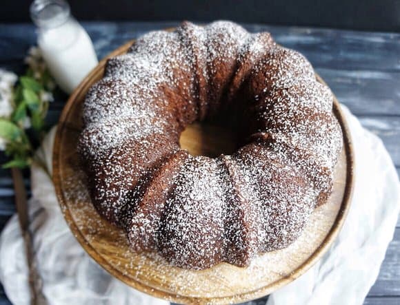 Banana Bundt Cake | A easy and quick moist and fluffy banana bundt cake #cake #baking 