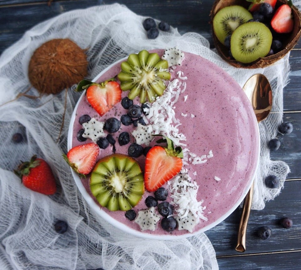 berry antioxidant smoothie bowl -Clean Food Dirty City