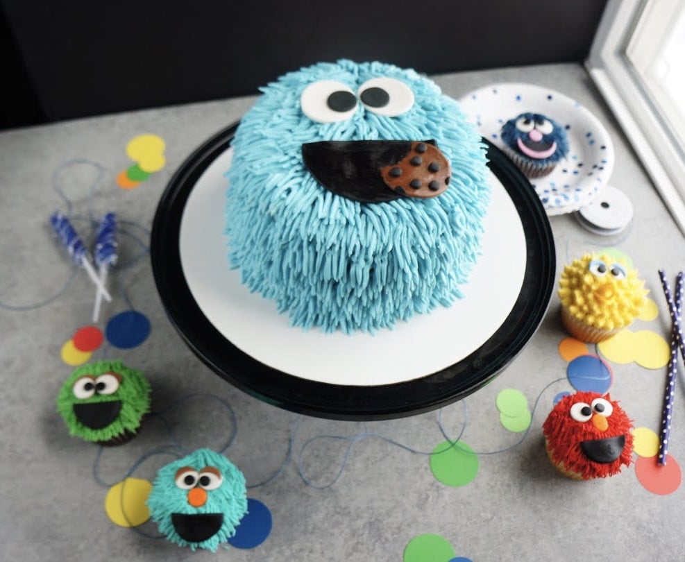 Cookie Monster cake pops | Sweet Lauren Cakes | Flickr