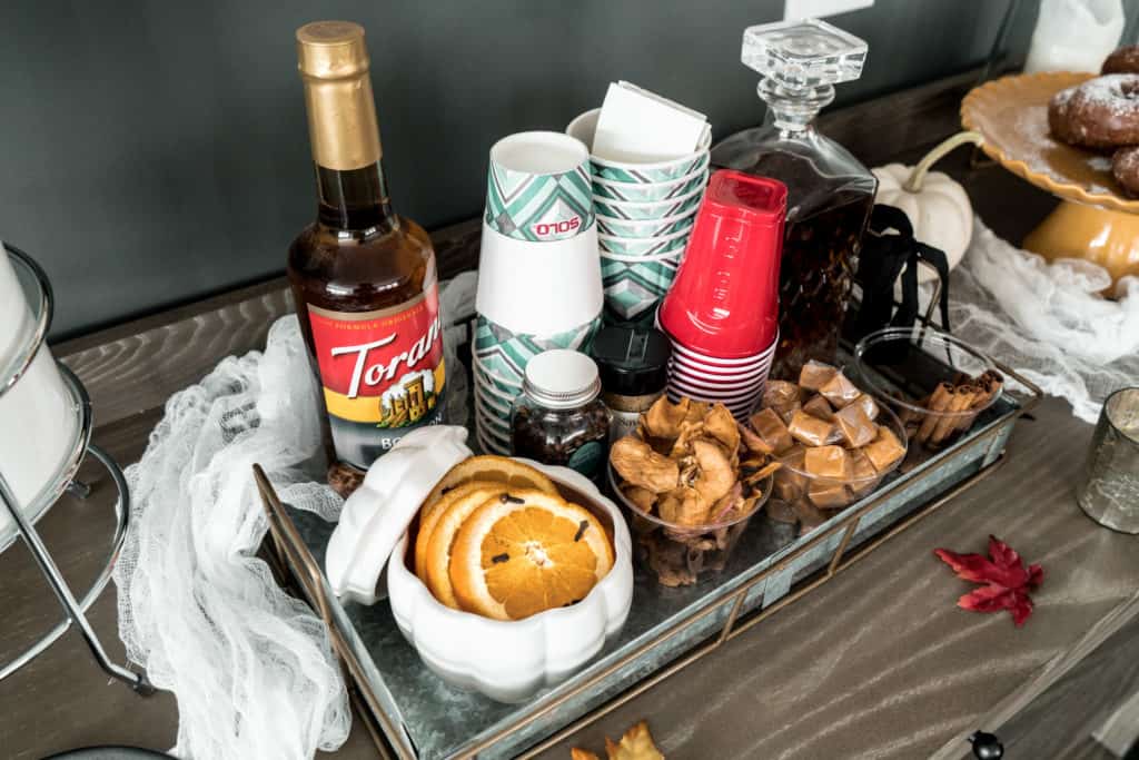 Apple Cider Bar: Host a Festive Celebration of Fall