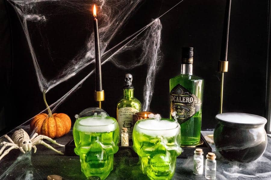 Smoking skulls halloween cocktails