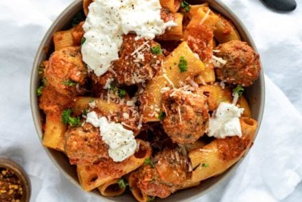 rigatoni and vodka sauce with spicy meatballs